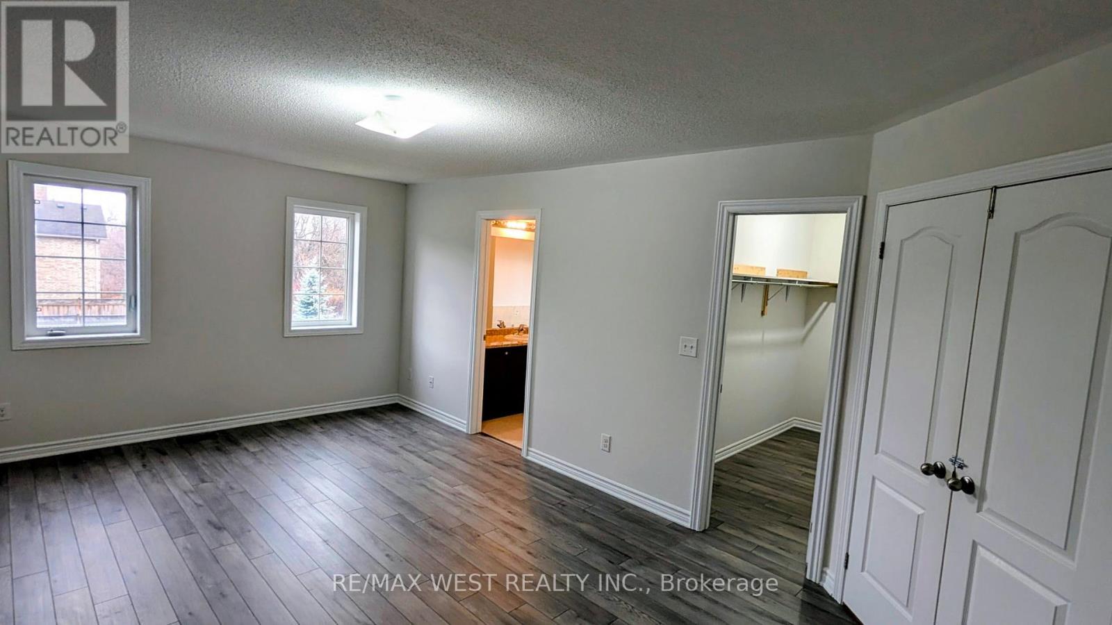 10 Moore'S Court, Markham, ON - Indoor Photo Showing Other Room