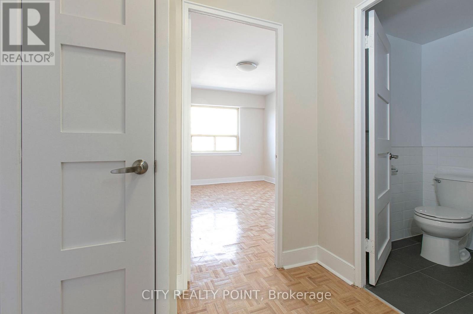 307 - 95 Lawton Boulevard, Toronto, ON - Indoor Photo Showing Bathroom