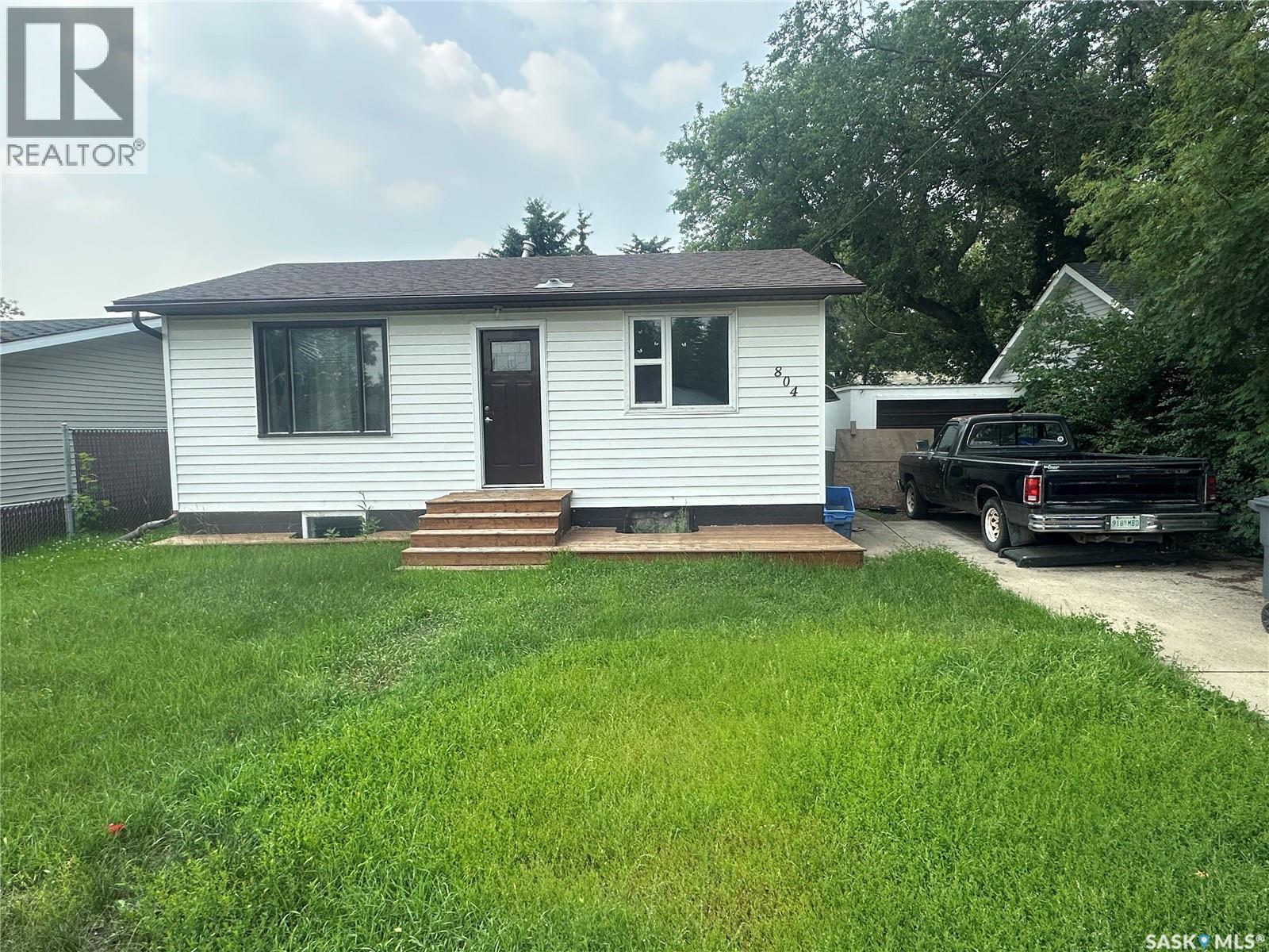 804 5Th Avenue, Rosthern, SK - Outdoor