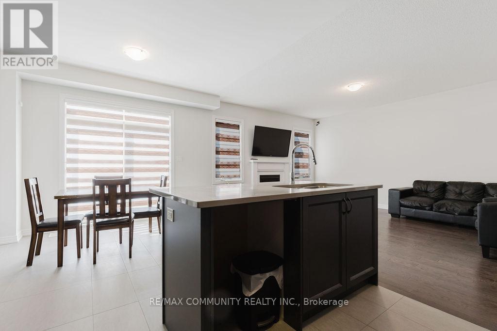 100 Folgate Crescent, Brampton, ON - Indoor