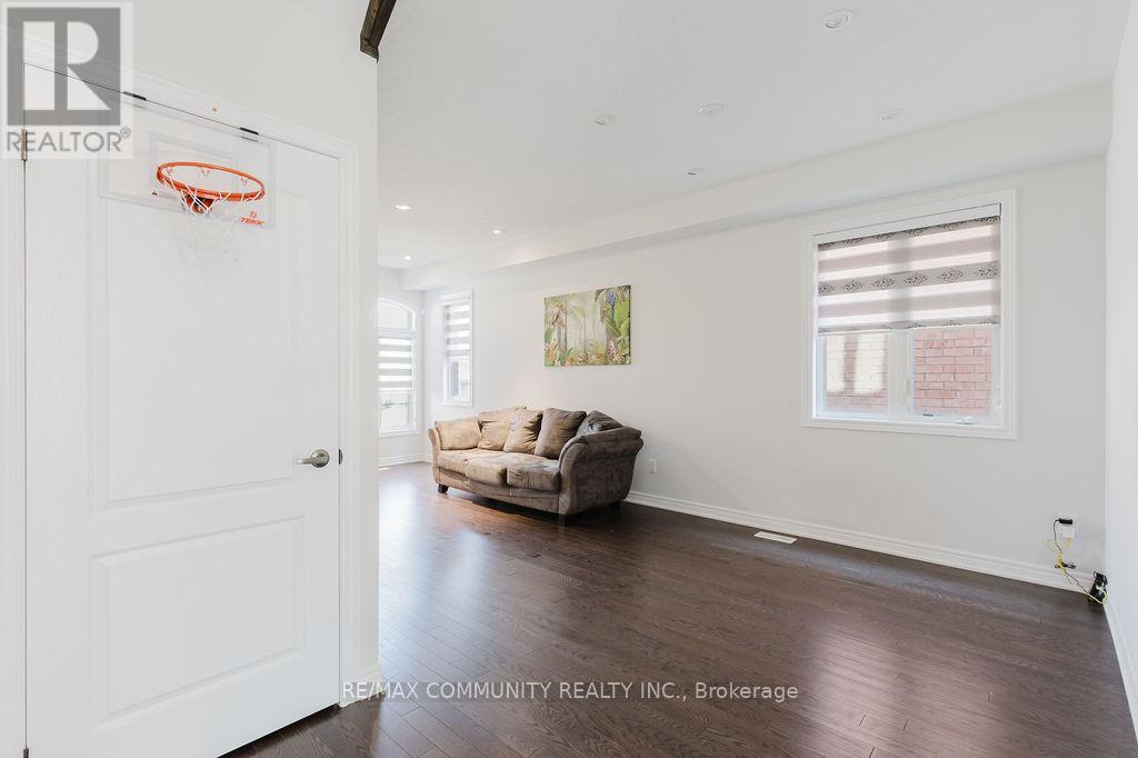 100 Folgate Crescent, Brampton, ON - Indoor