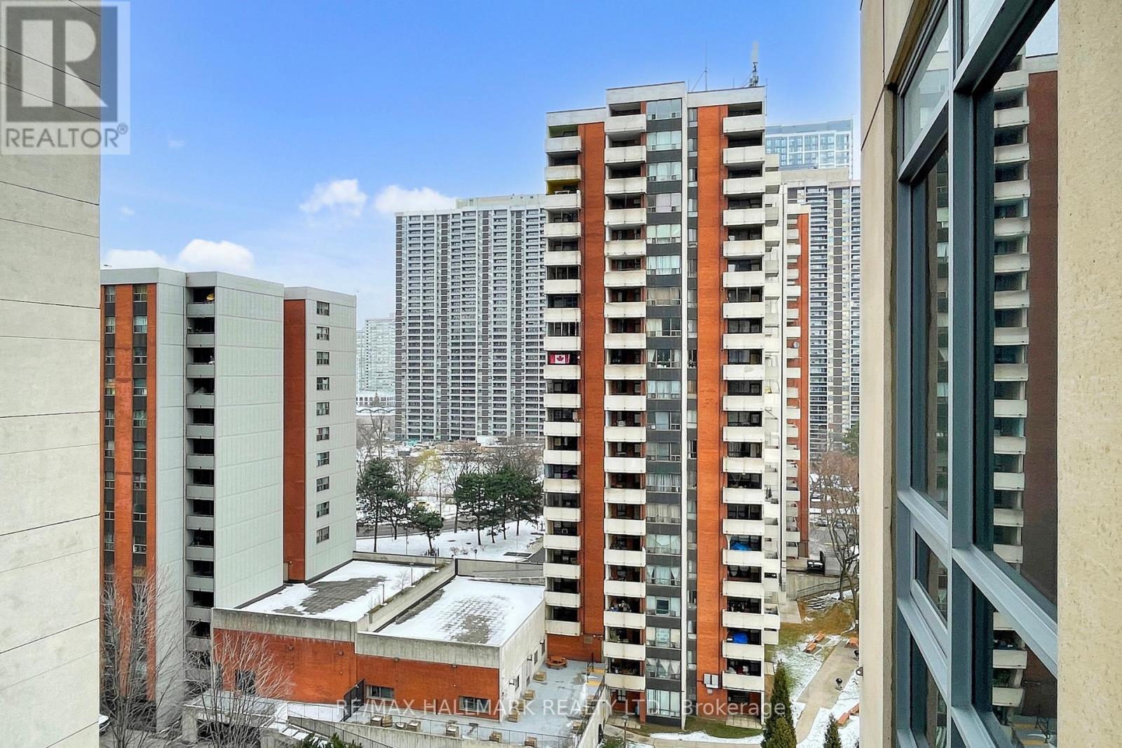 1002 - 3 Michael Power Place, Toronto, ON - Outdoor With Facade