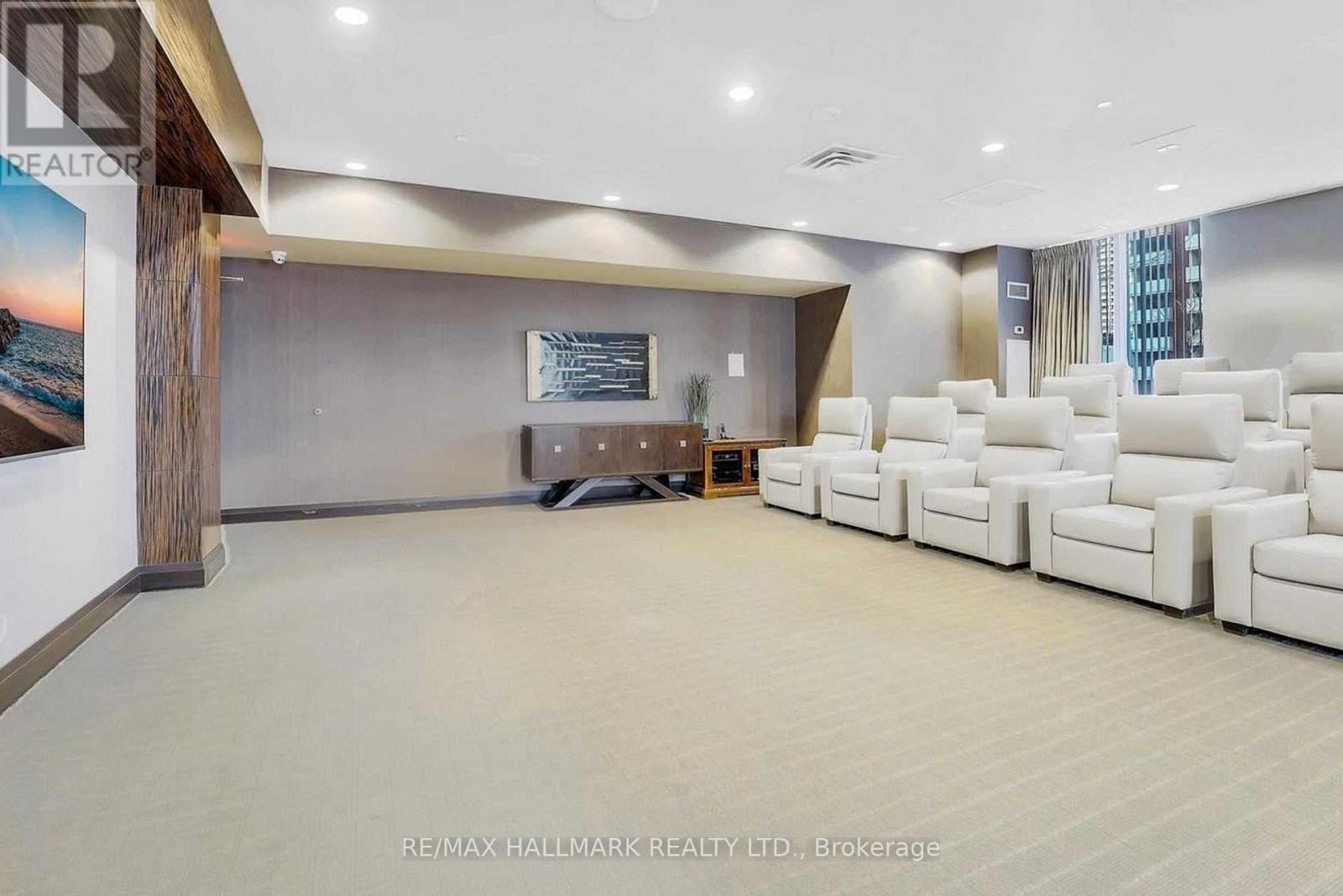 1002 - 3 Michael Power Place, Toronto, ON - Indoor