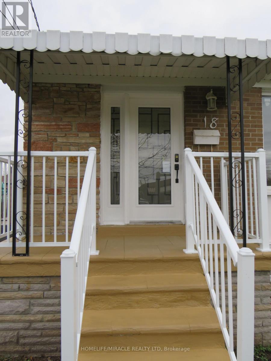 18 Rubydale Gardens, Toronto, ON - Outdoor