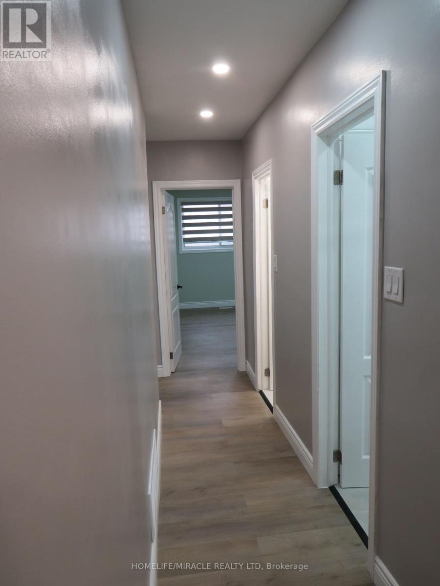 18 Rubydale Gardens, Toronto, ON - Indoor Photo Showing Other Room