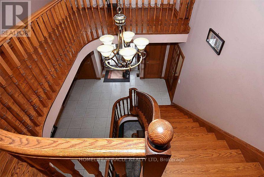 85 Harlow Crescent, Toronto, ON - Indoor