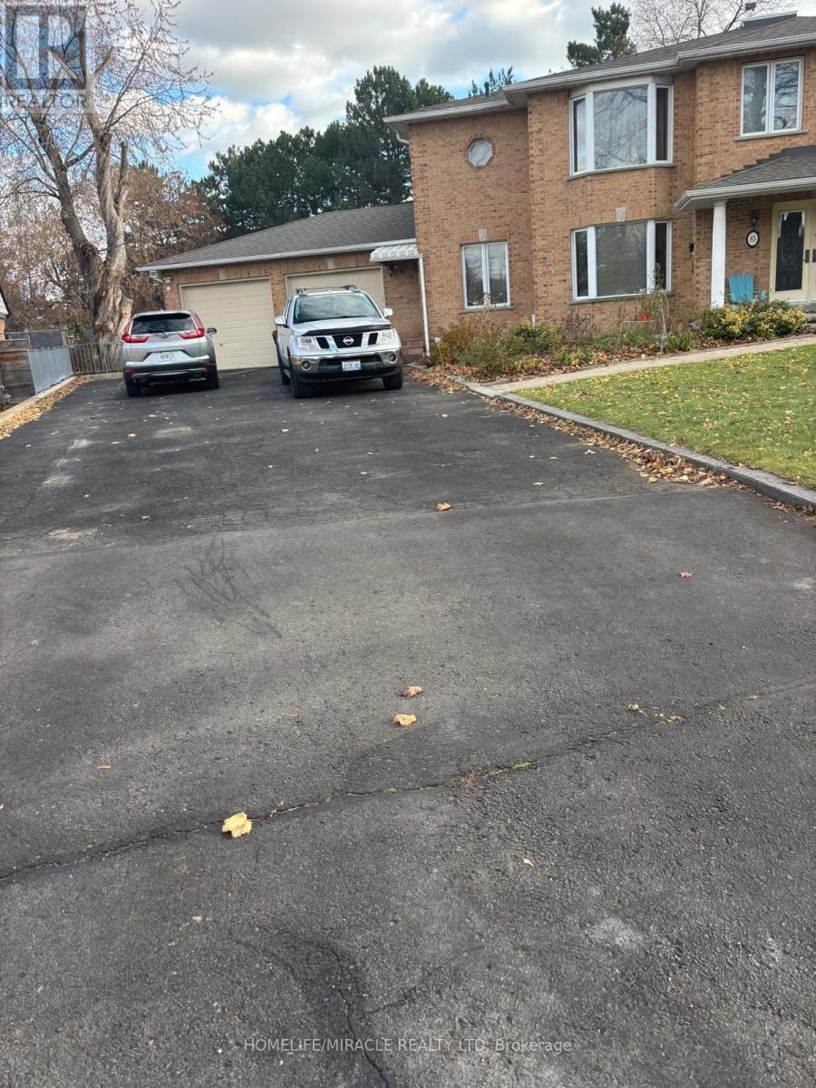 85 Harlow Crescent, Toronto, ON - Outdoor