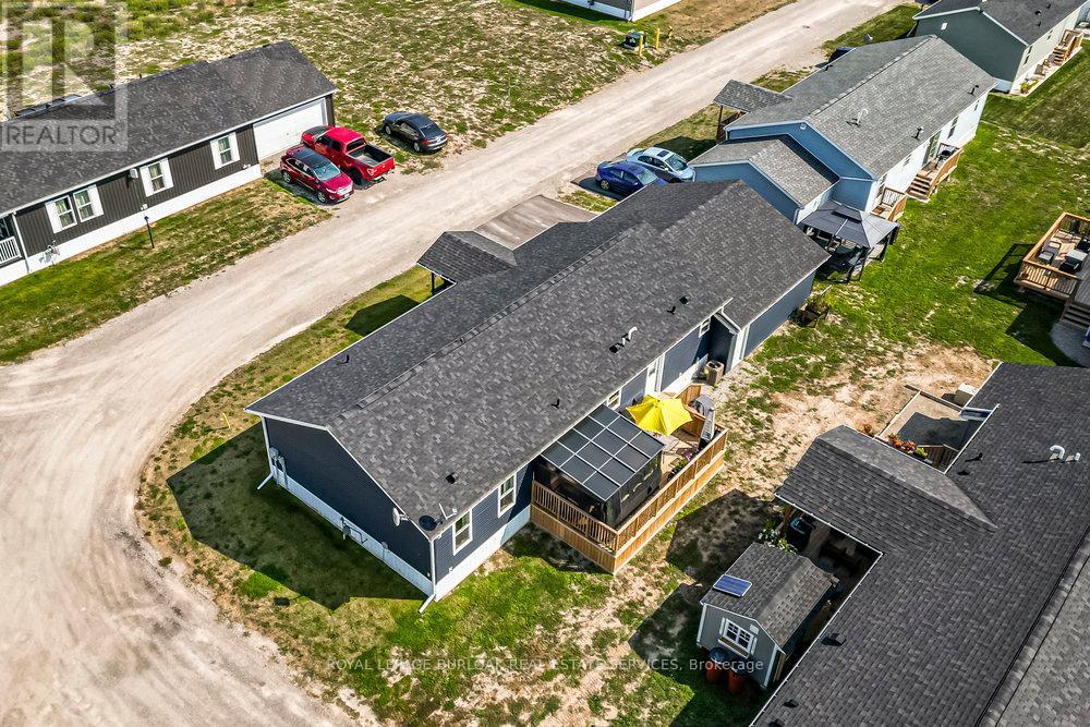 29 Hickory Hollow, Haldimand, ON - Outdoor