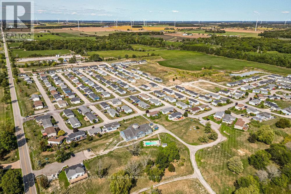 29 Hickory Hollow, Haldimand, ON - Outdoor With View