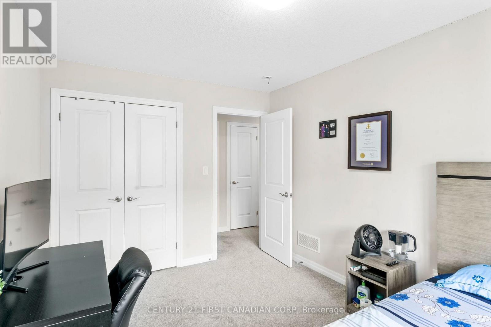 56 - 811 Sarnia Road, London North (North M), ON - Indoor Photo Showing Other Room