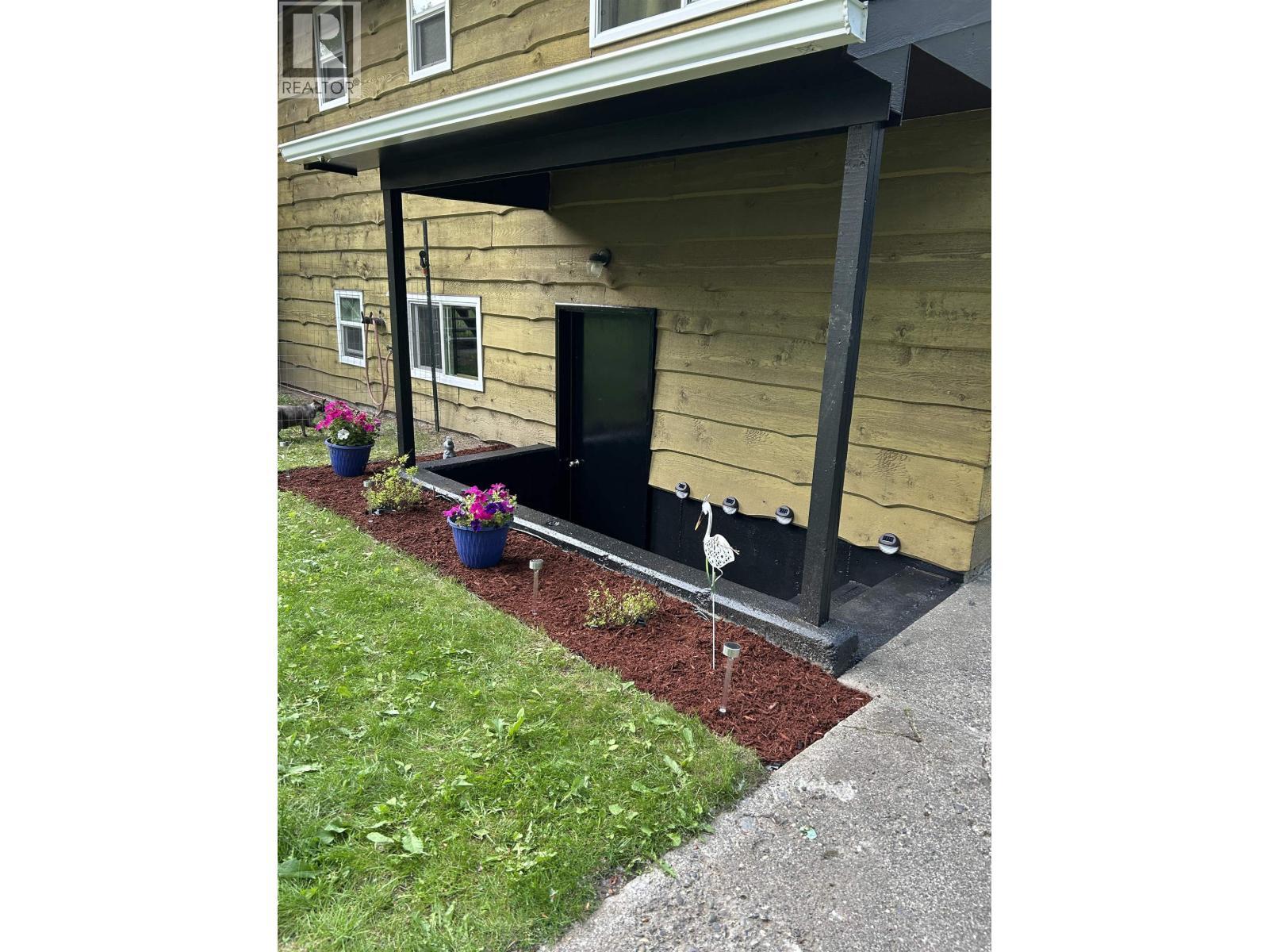 637 Willow Street, Quesnel, BC - Outdoor With Exterior