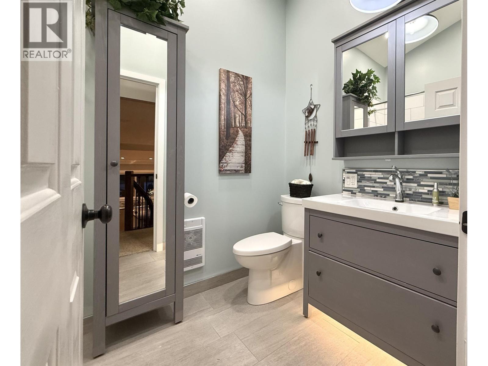 94 Coho Avenue, Kitimat, BC - Indoor Photo Showing Bathroom