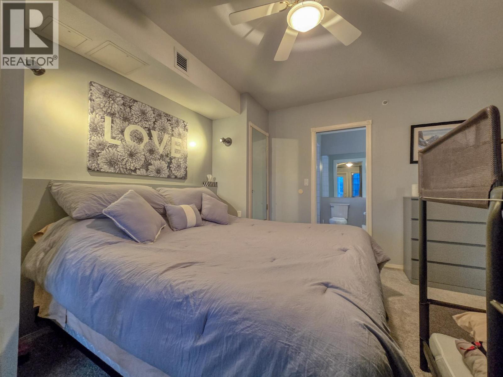 5052 Riverview Road Unit# 5012A, Fairmont Hot Springs, BC - Indoor Photo Showing Bedroom