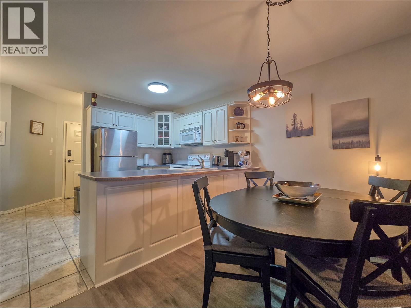 5052 Riverview Road Unit# 5012A, Fairmont Hot Springs, BC - Indoor