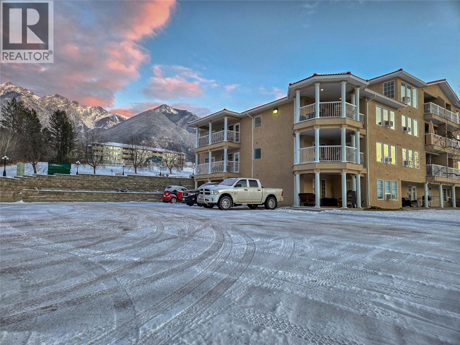 5052 Riverview Road Unit# 5012A, Fairmont Hot Springs, BC - Outdoor With Facade