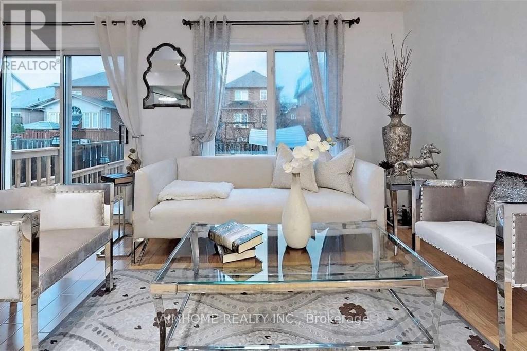 19 Hubbell Drive, Whitby, ON - Indoor Photo Showing Living Room