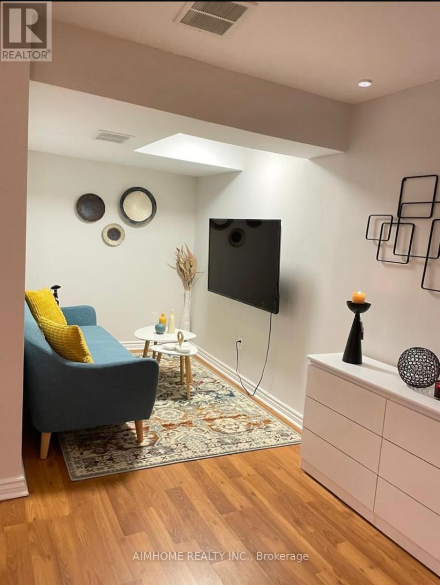 19 Hubbell Drive, Whitby, ON - Indoor