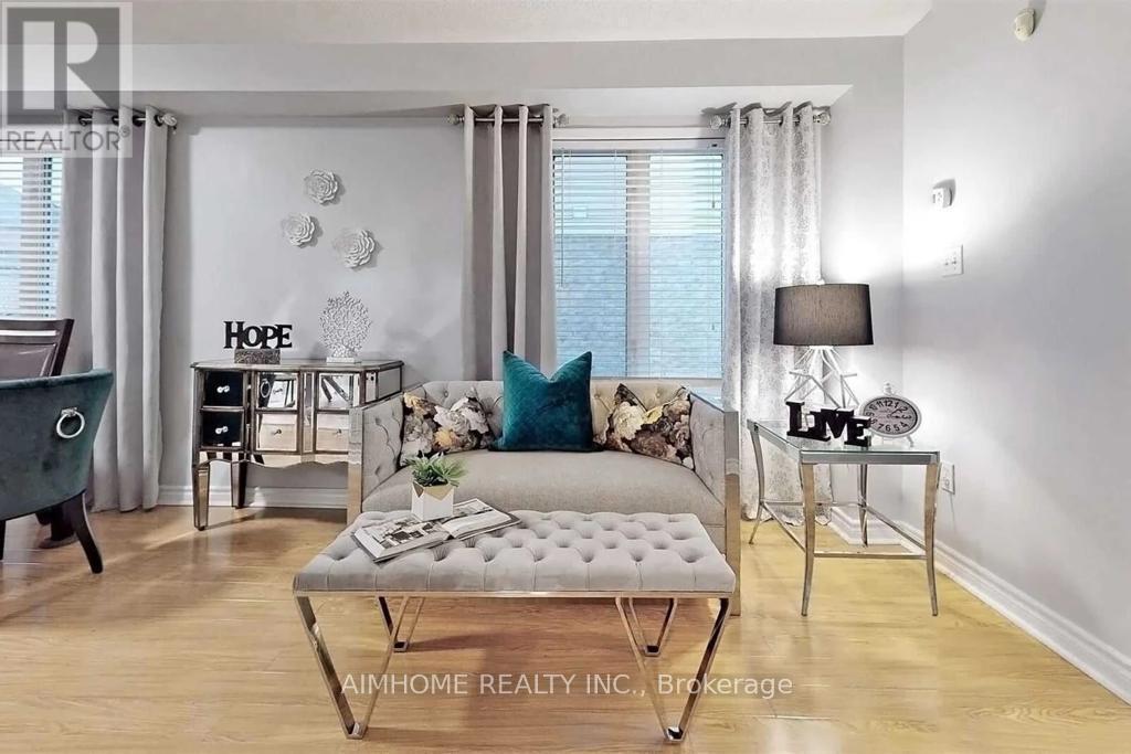19 Hubbell Drive, Whitby, ON - Indoor Photo Showing Living Room