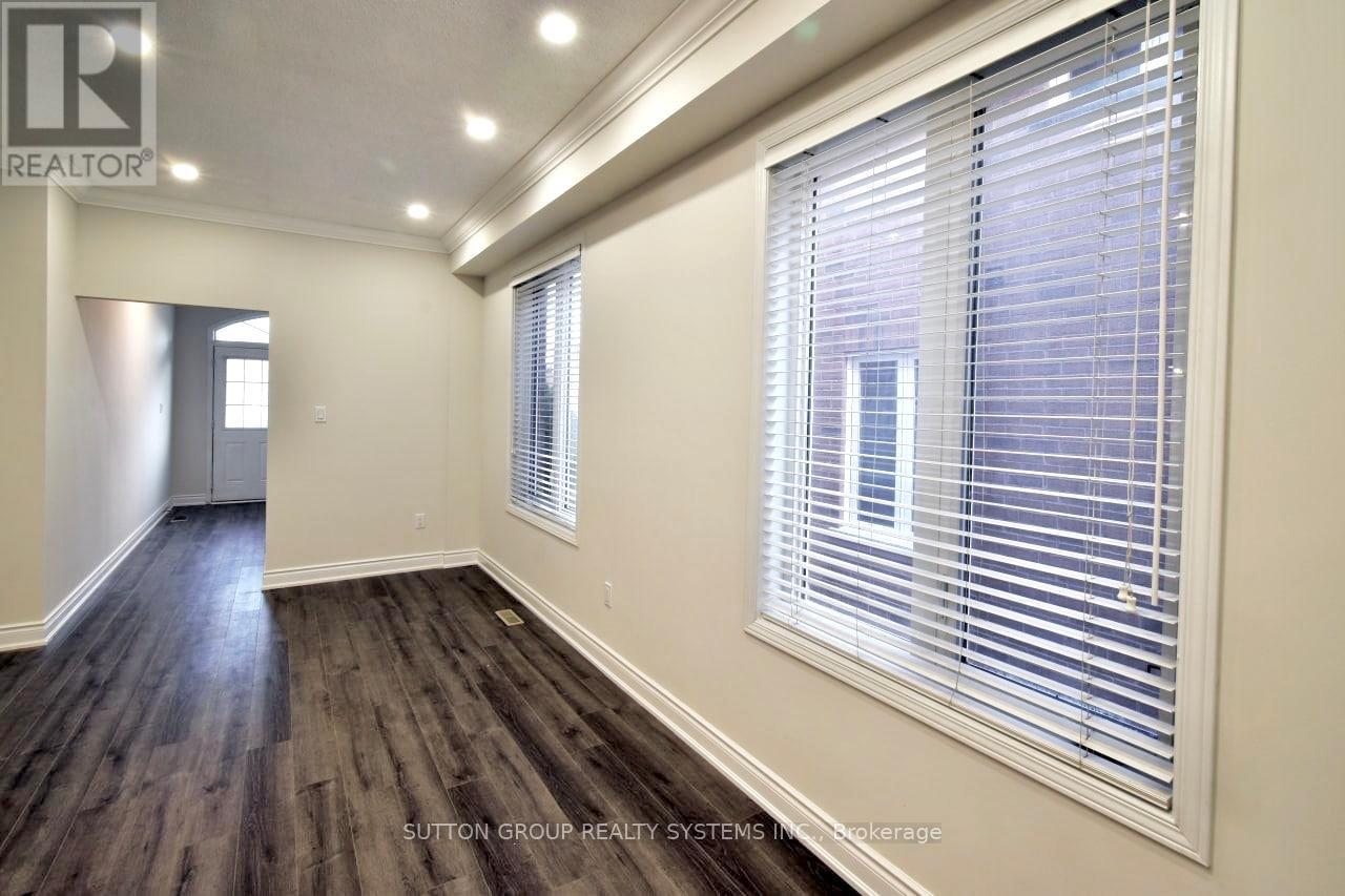 107 Laramie Crescent, Vaughan, ON - Indoor Photo Showing Other Room