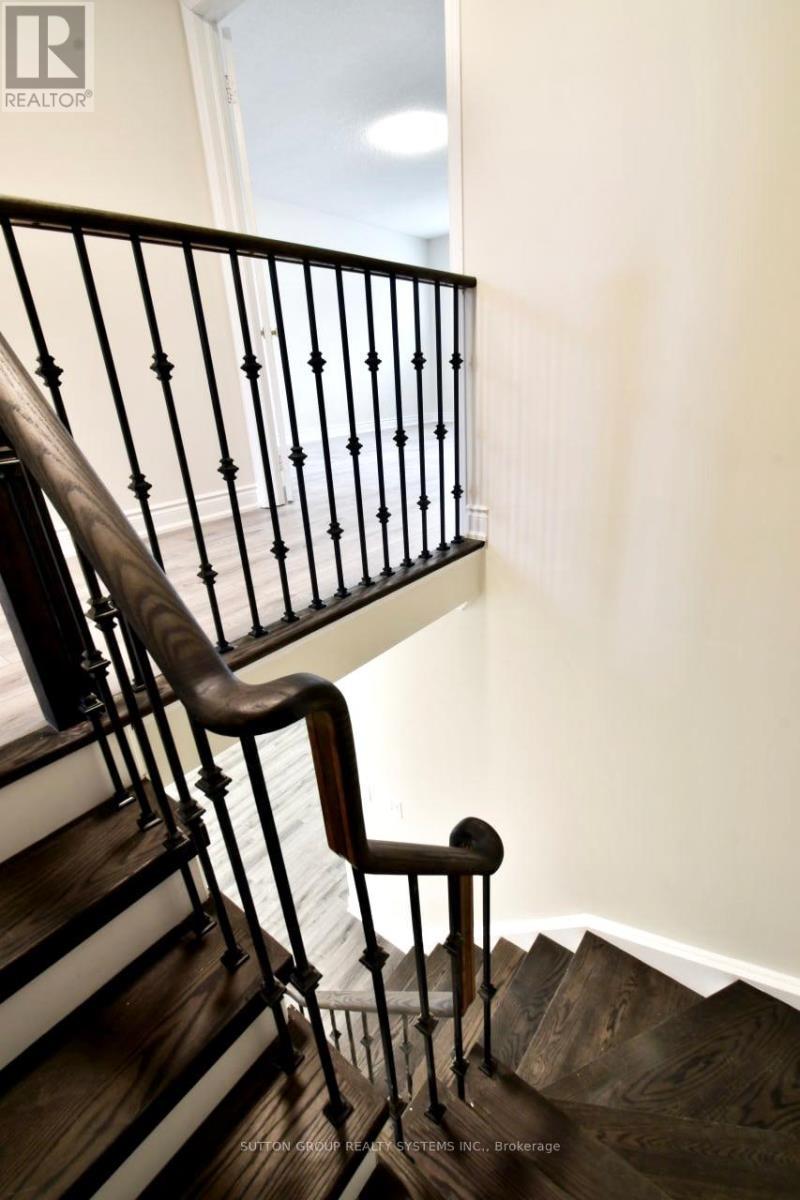 107 Laramie Crescent, Vaughan, ON - Indoor Photo Showing Other Room