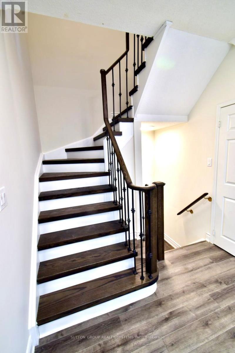 107 Laramie Crescent, Vaughan, ON - Indoor Photo Showing Other Room