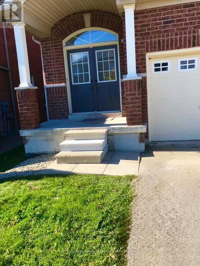 107 Laramie Crescent, Vaughan, ON - Outdoor