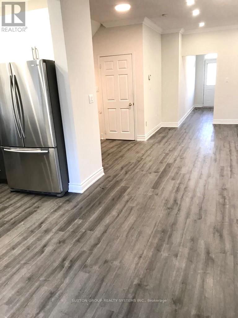 107 Laramie Crescent, Vaughan, ON - Indoor Photo Showing Other Room