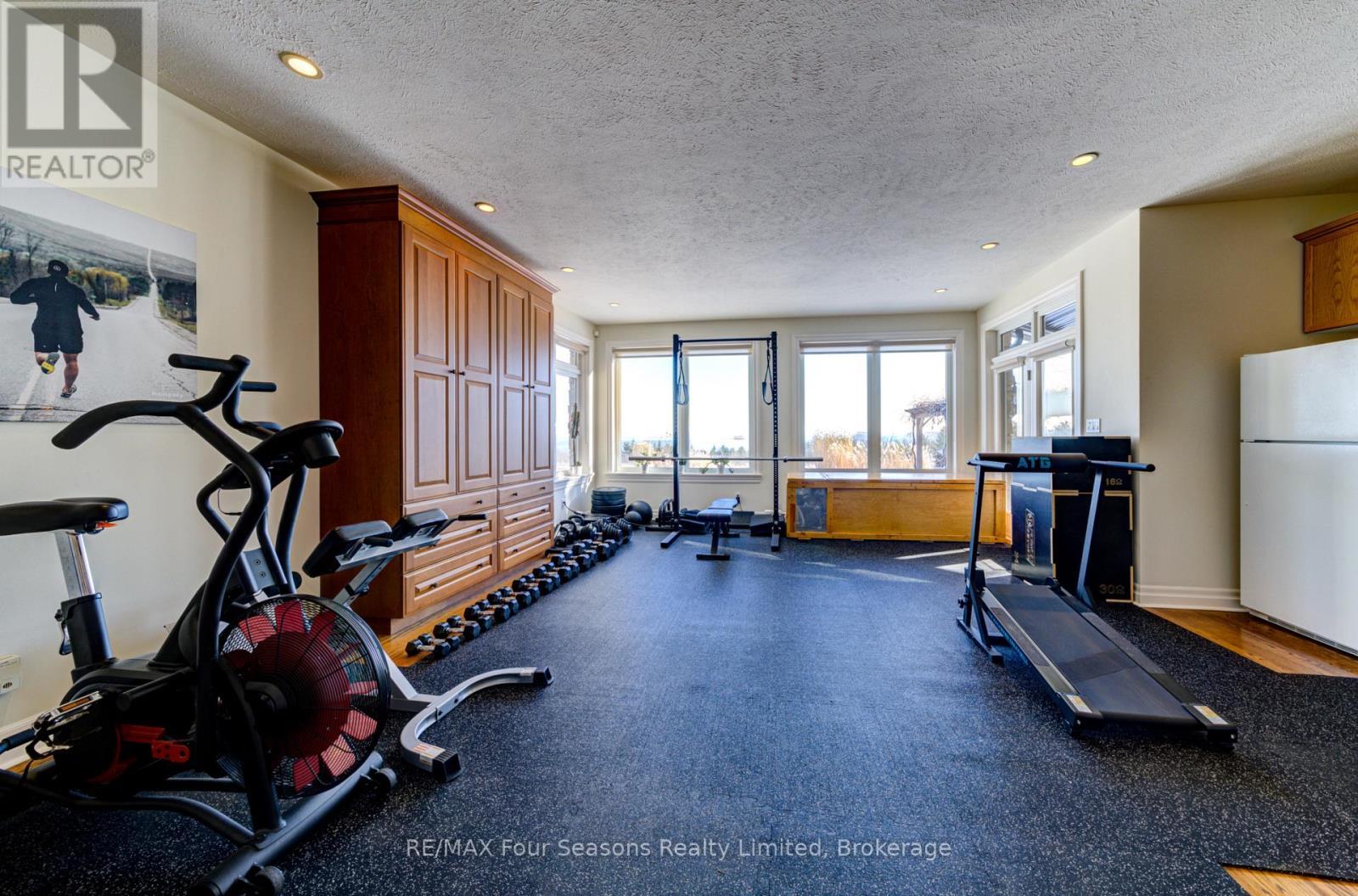 265617 25 Side Road, Meaford, ON - Indoor Photo Showing Gym Room