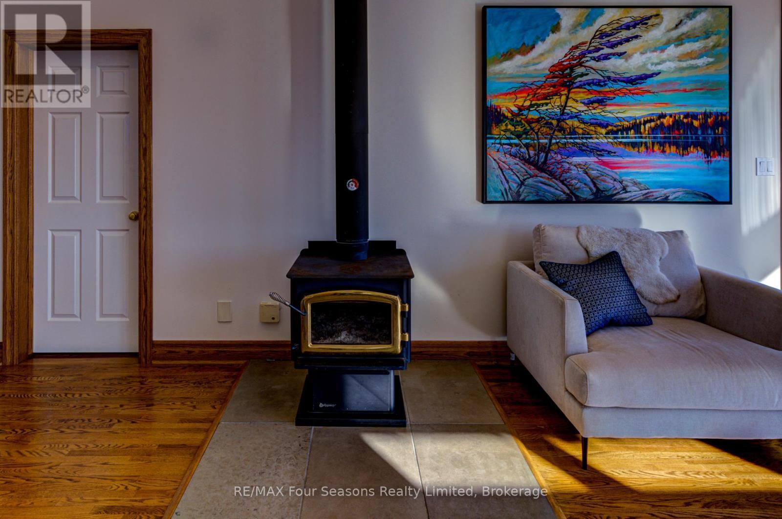 265617 25 Side Road, Meaford, ON - Indoor