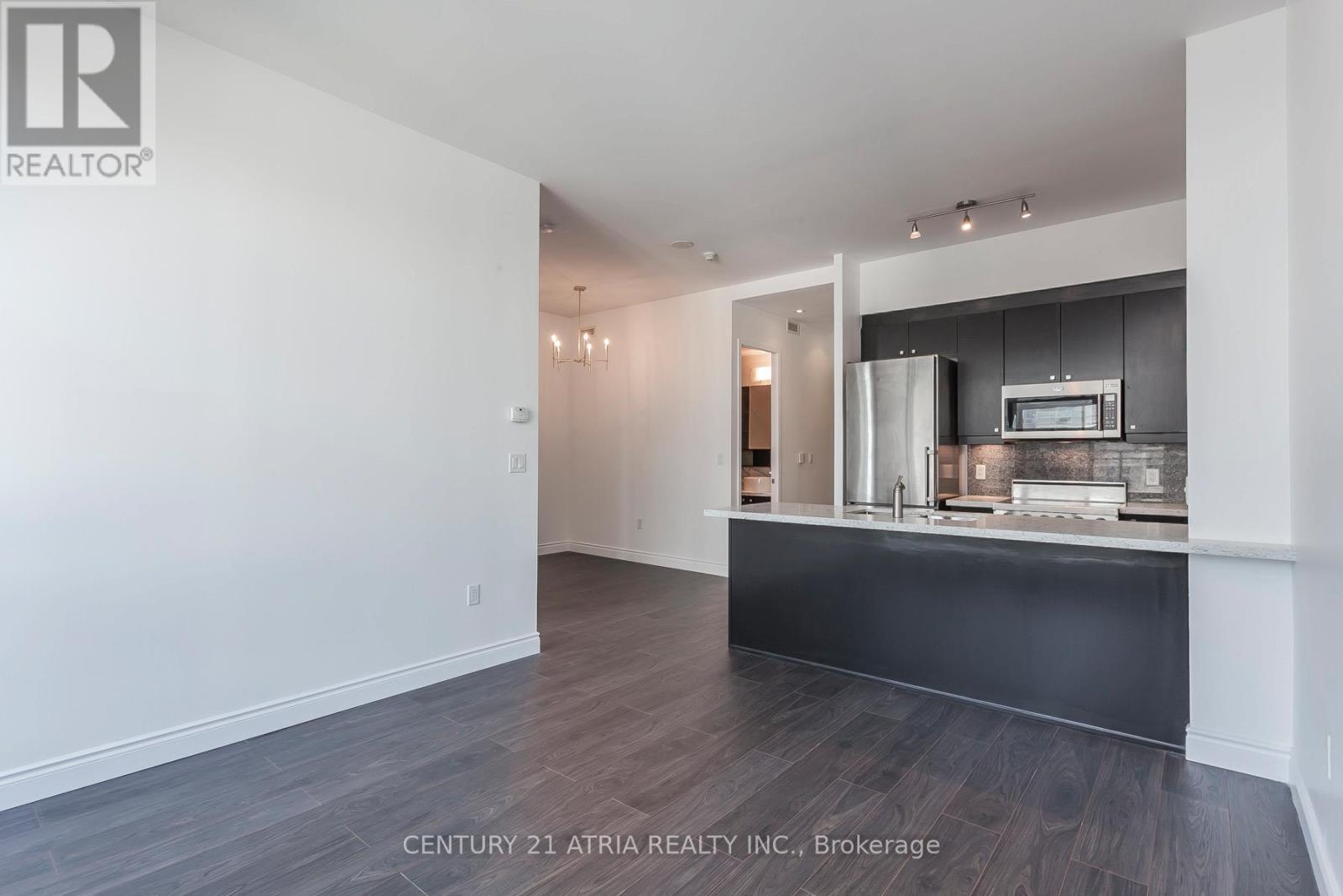 Ph03 - 11 Brunel Court, Toronto, ON - Indoor Photo Showing Kitchen