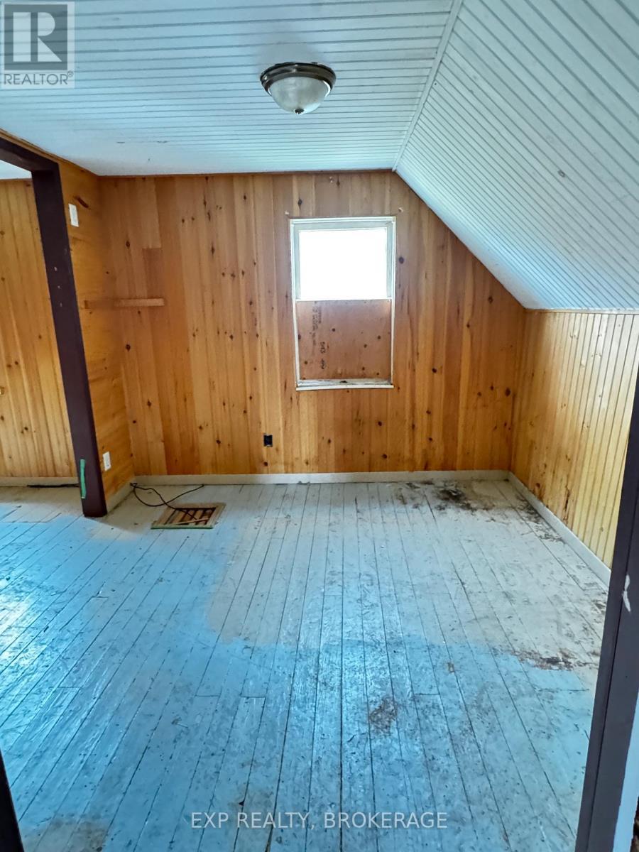 243 Hwy. #28 Highway, Addington Highlands (Addington Highlands), ON - Indoor Photo Showing Other Room