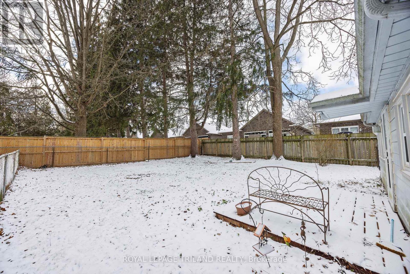 136 St George Street, Central Elgin (Lynhurst), ON - Outdoor