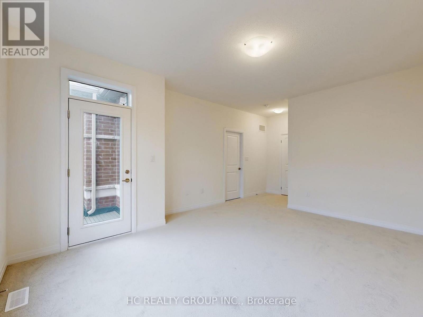 28 Millman Lane, Richmond Hill, ON - Indoor Photo Showing Other Room