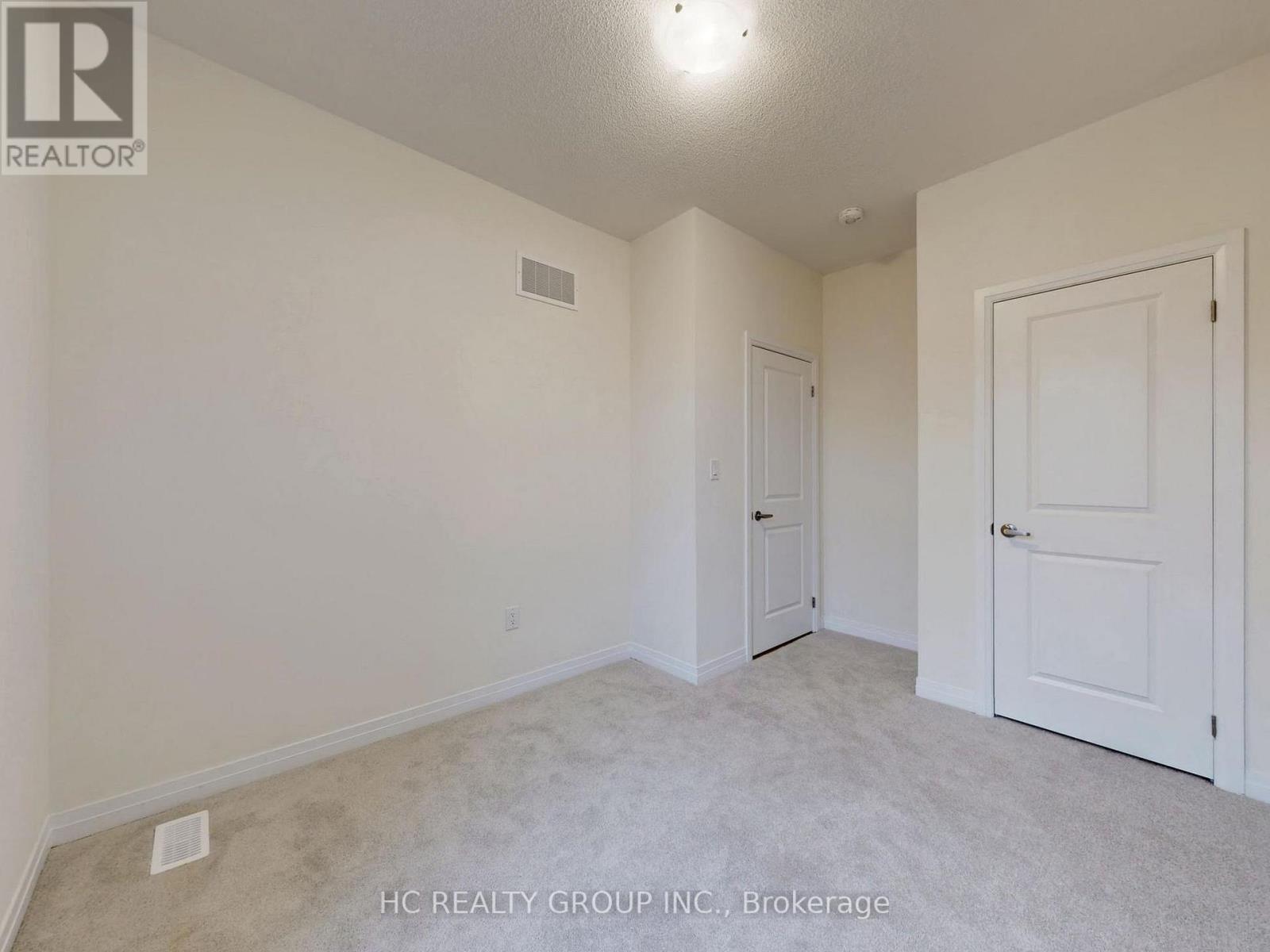 28 Millman Lane, Richmond Hill, ON - Indoor Photo Showing Other Room