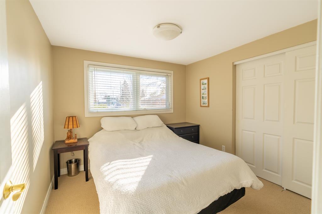 1077 Lockhart Circle, Sarnia, ON