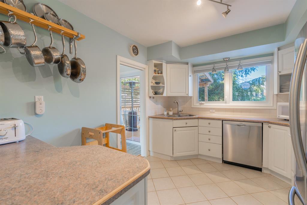 1077 Lockhart Circle, Sarnia, ON