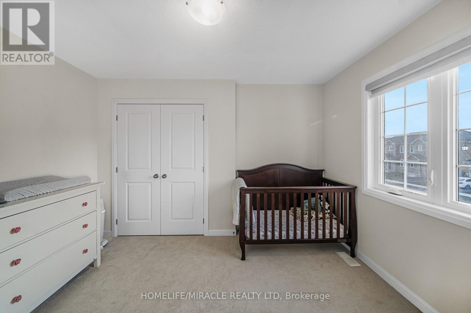 76 Oakmont Drive, Loyalist, ON - Indoor Photo Showing Bedroom