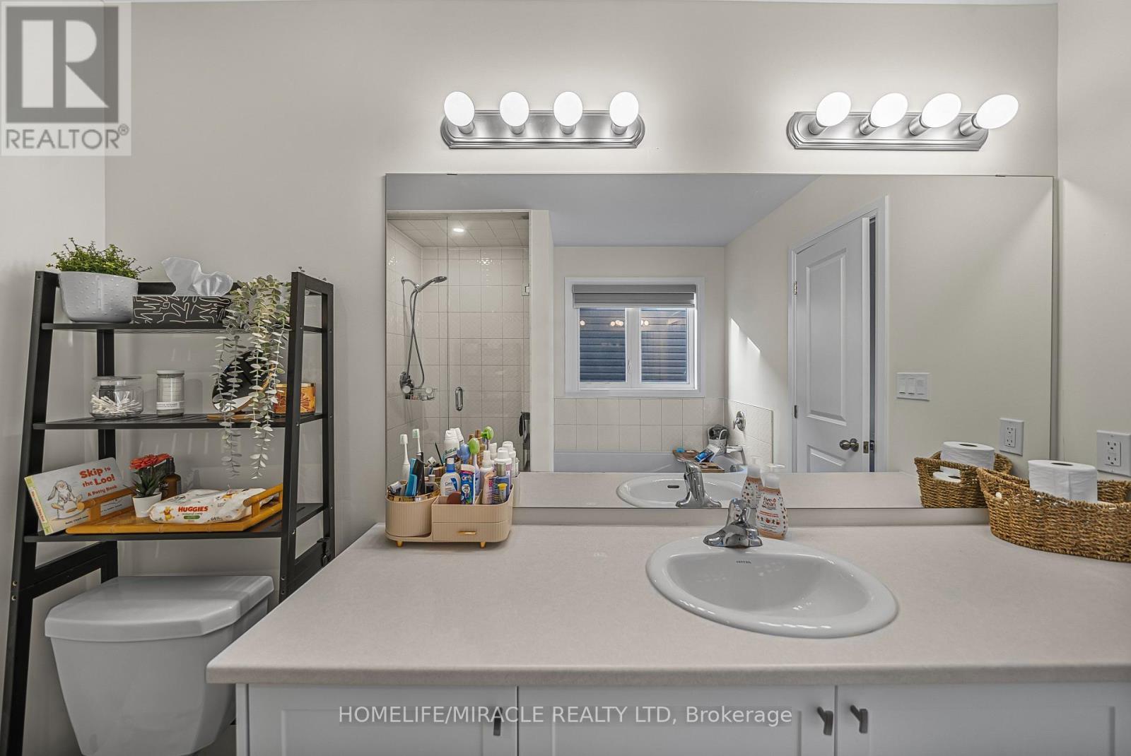 76 Oakmont Drive, Loyalist, ON - Indoor Photo Showing Bathroom