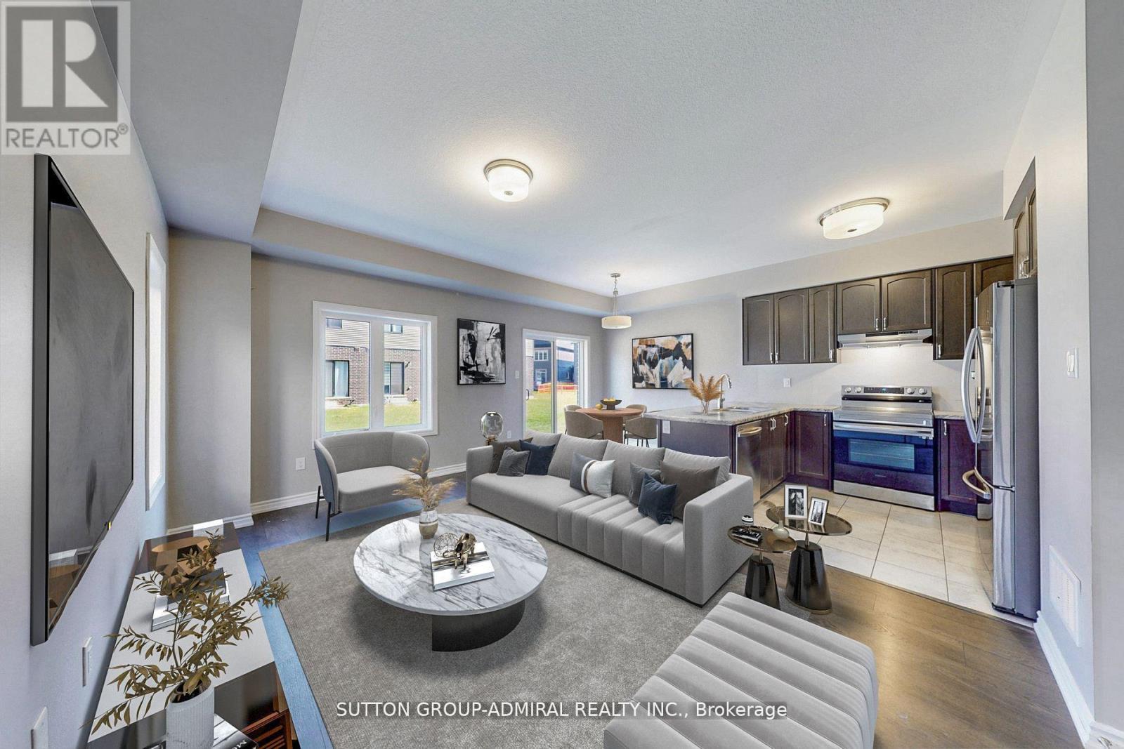18 Copeman Avenue, Brantford, ON - Indoor Photo Showing Living Room