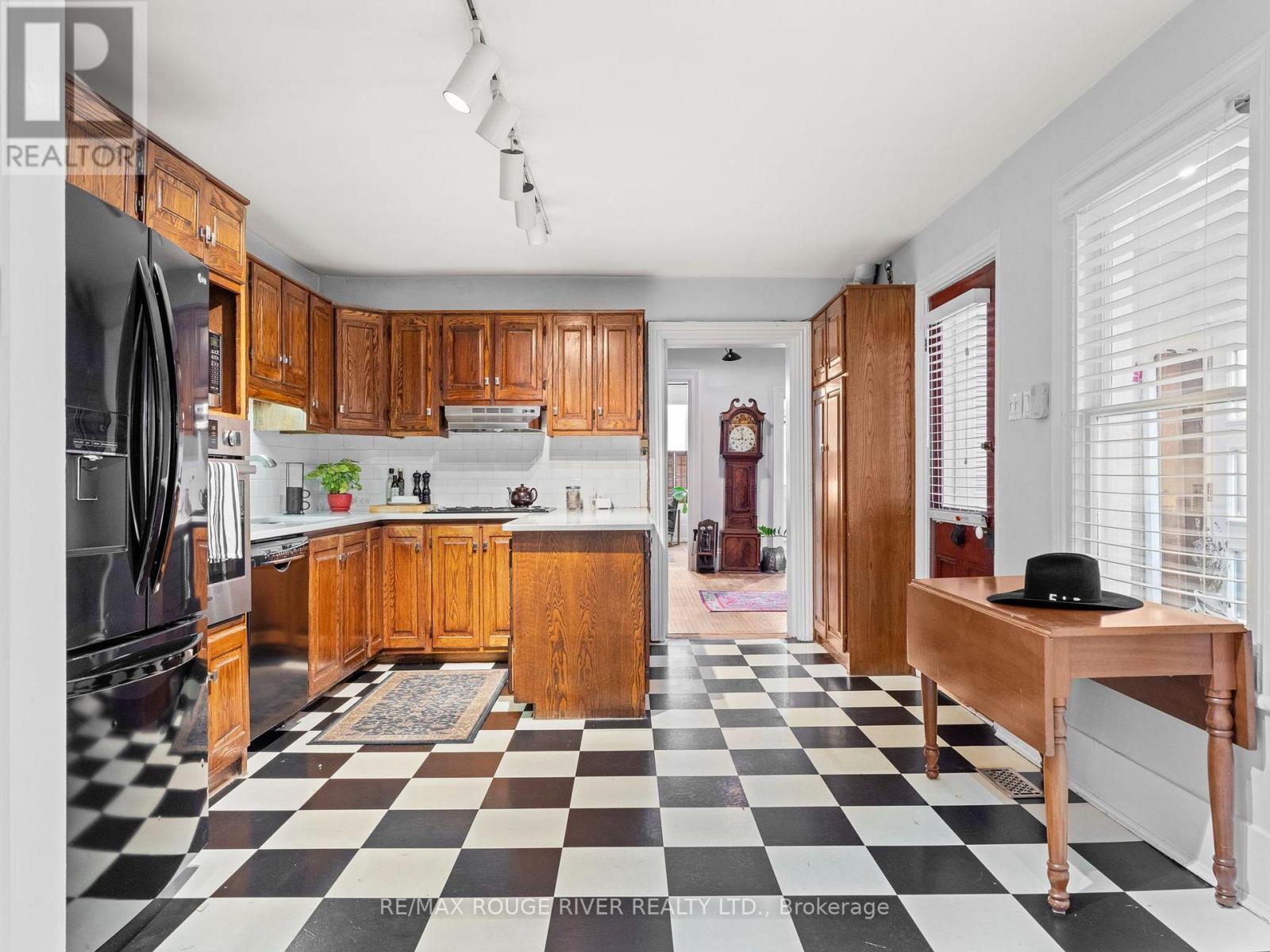 141 Walton Street, Port Hope, ON - Indoor Photo Showing Kitchen