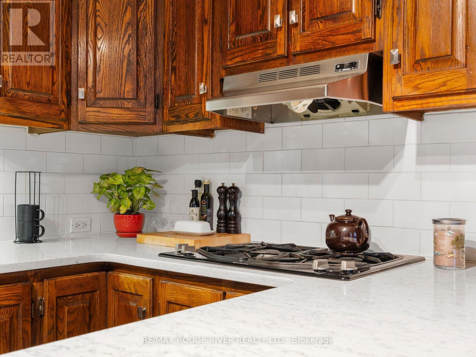 141 Walton Street, Port Hope, ON - Indoor Photo Showing Kitchen
