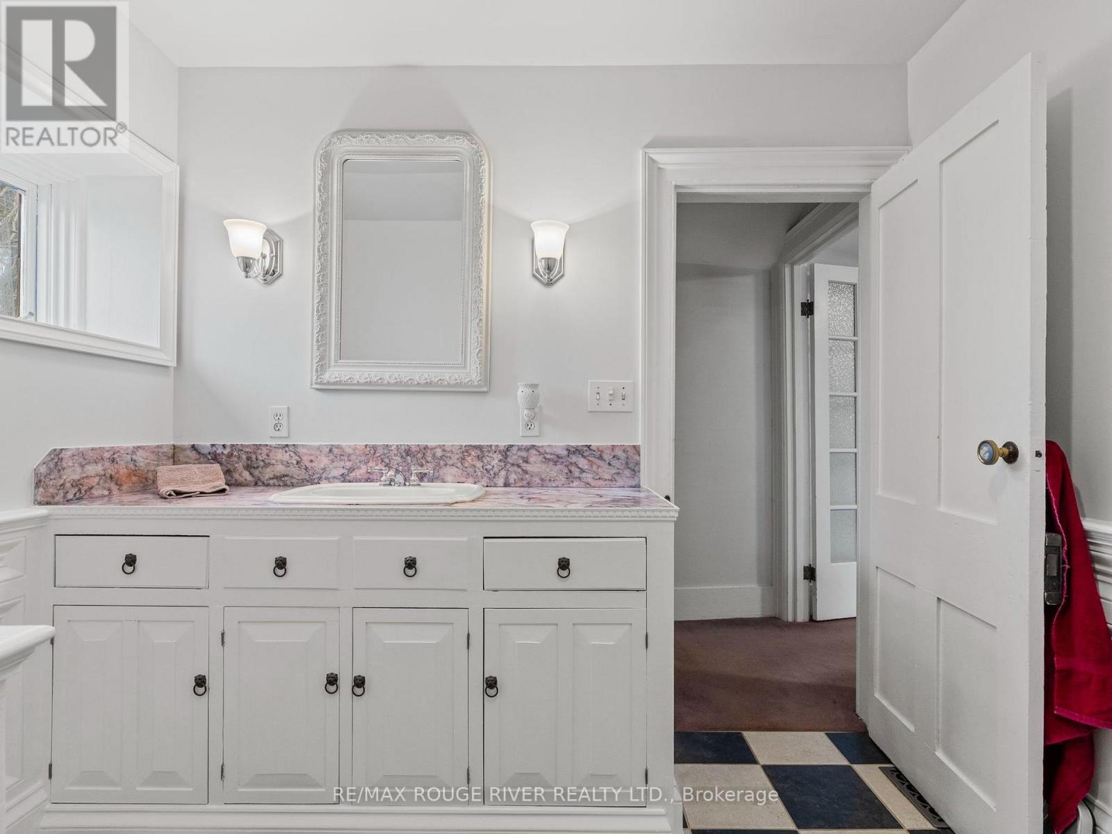 141 Walton Street, Port Hope, ON - Indoor