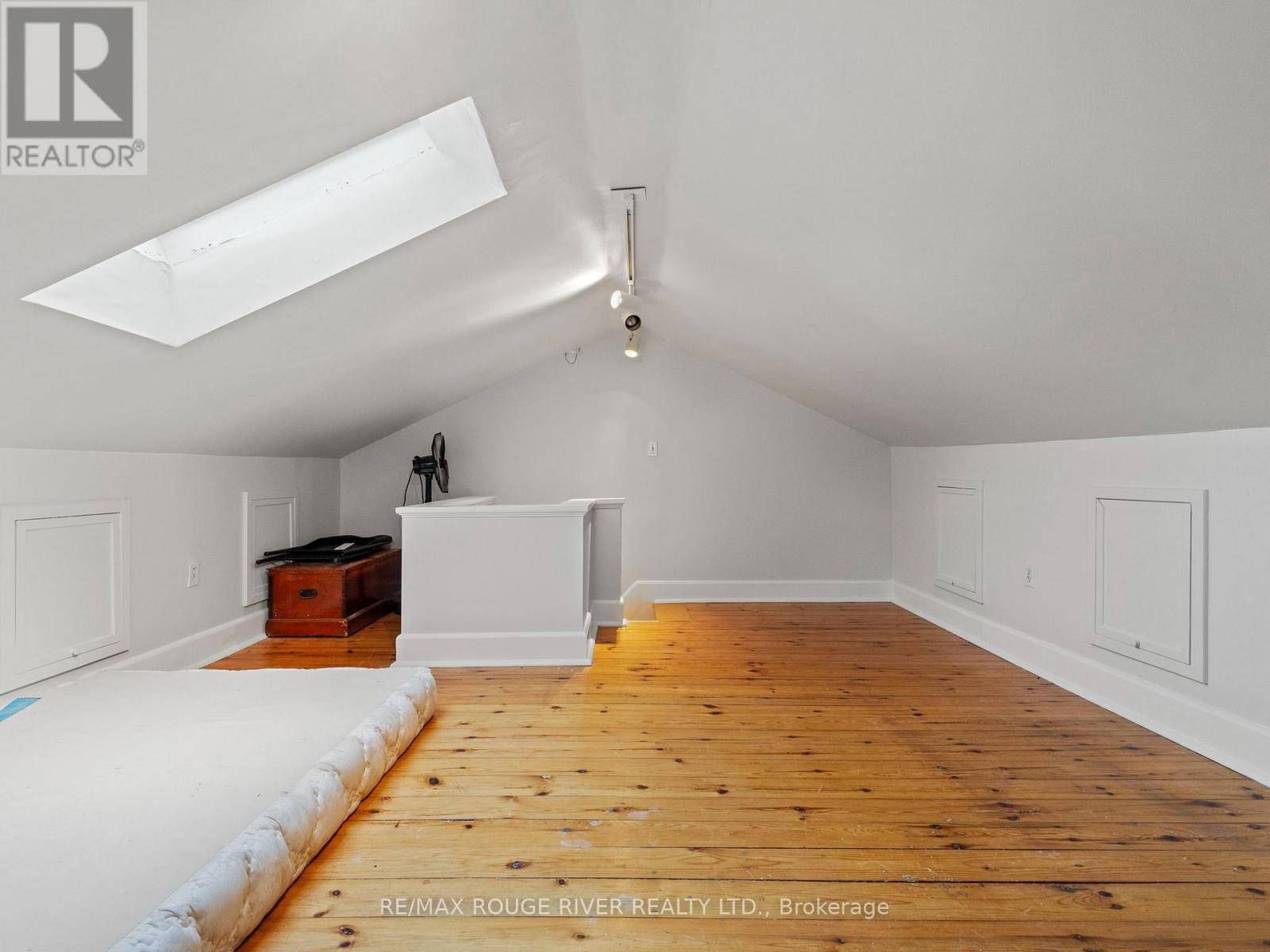 141 Walton Street, Port Hope, ON - Indoor Photo Showing Other Room