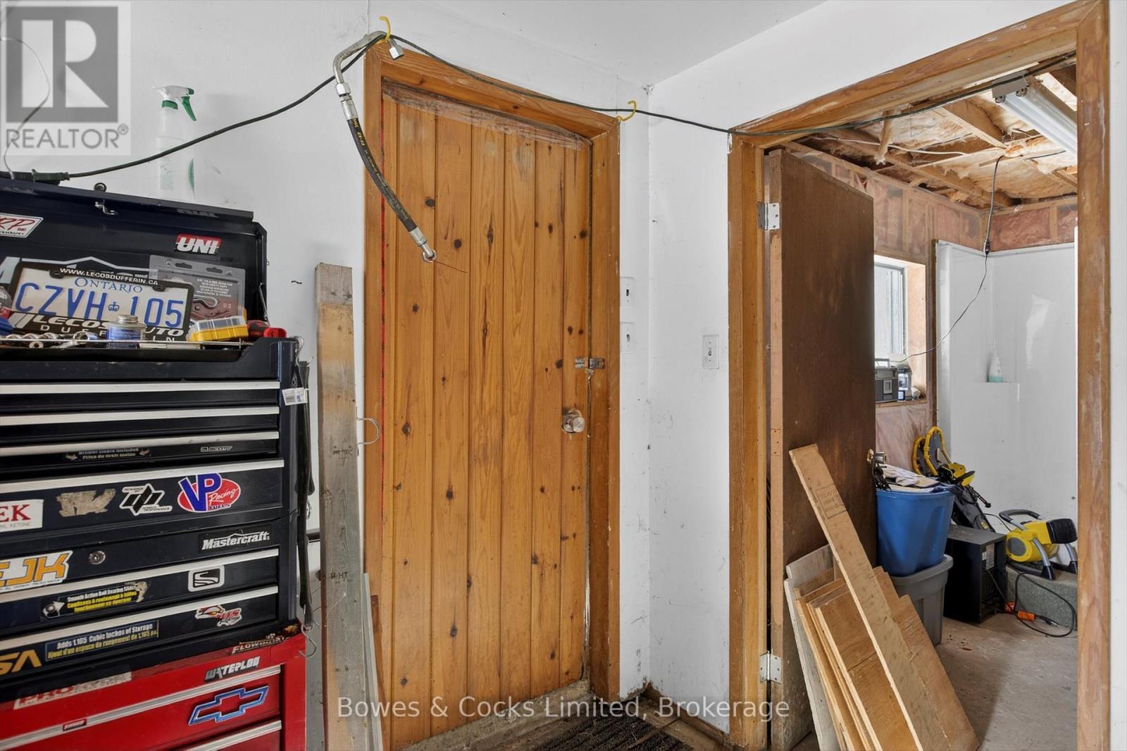 door to outside - 1350 Madill Road, Highlands East (Monmouth), ON - Indoor