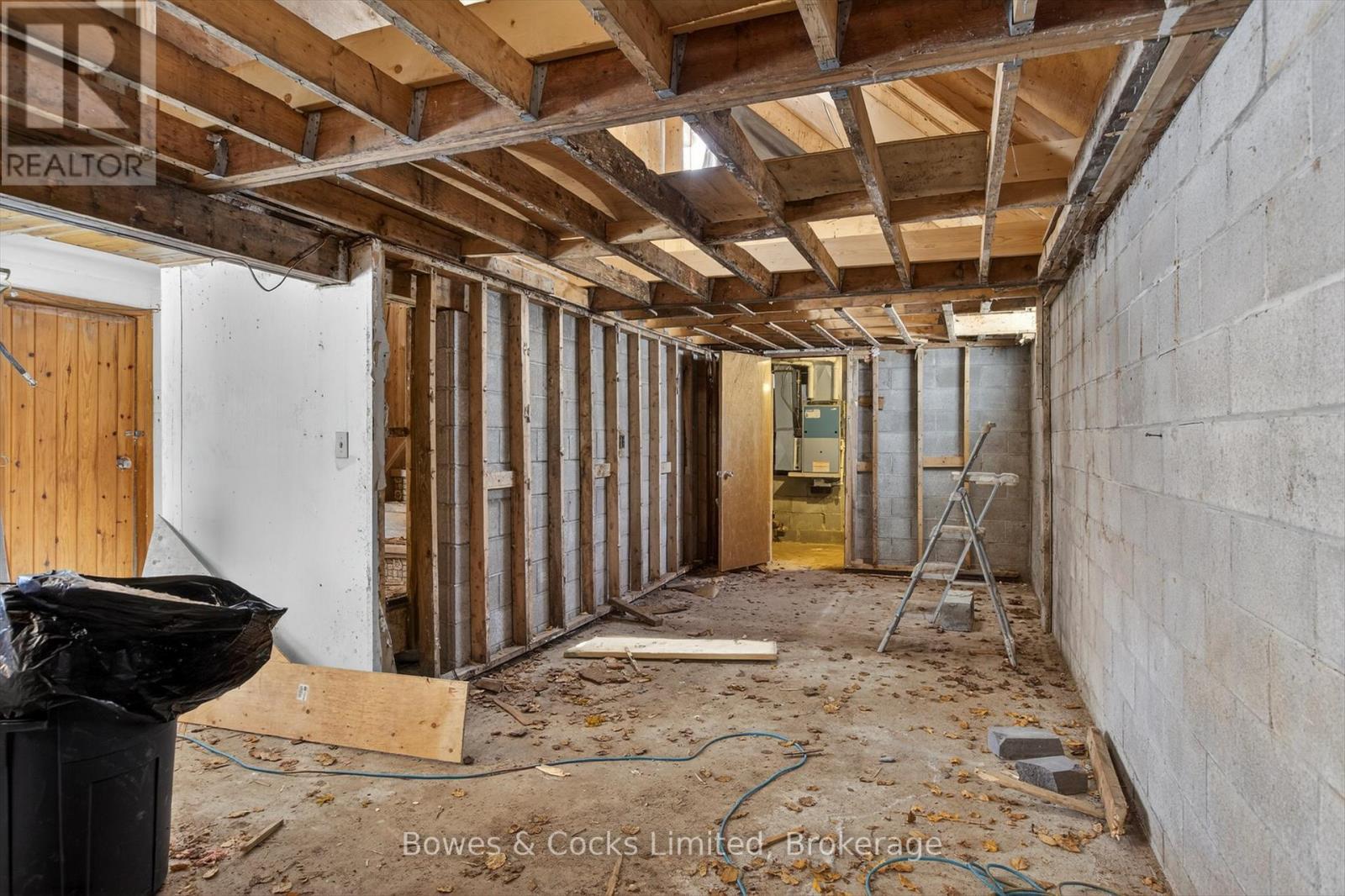 1350 Madill Road, Highlands East (Monmouth), ON - Indoor Photo Showing Basement