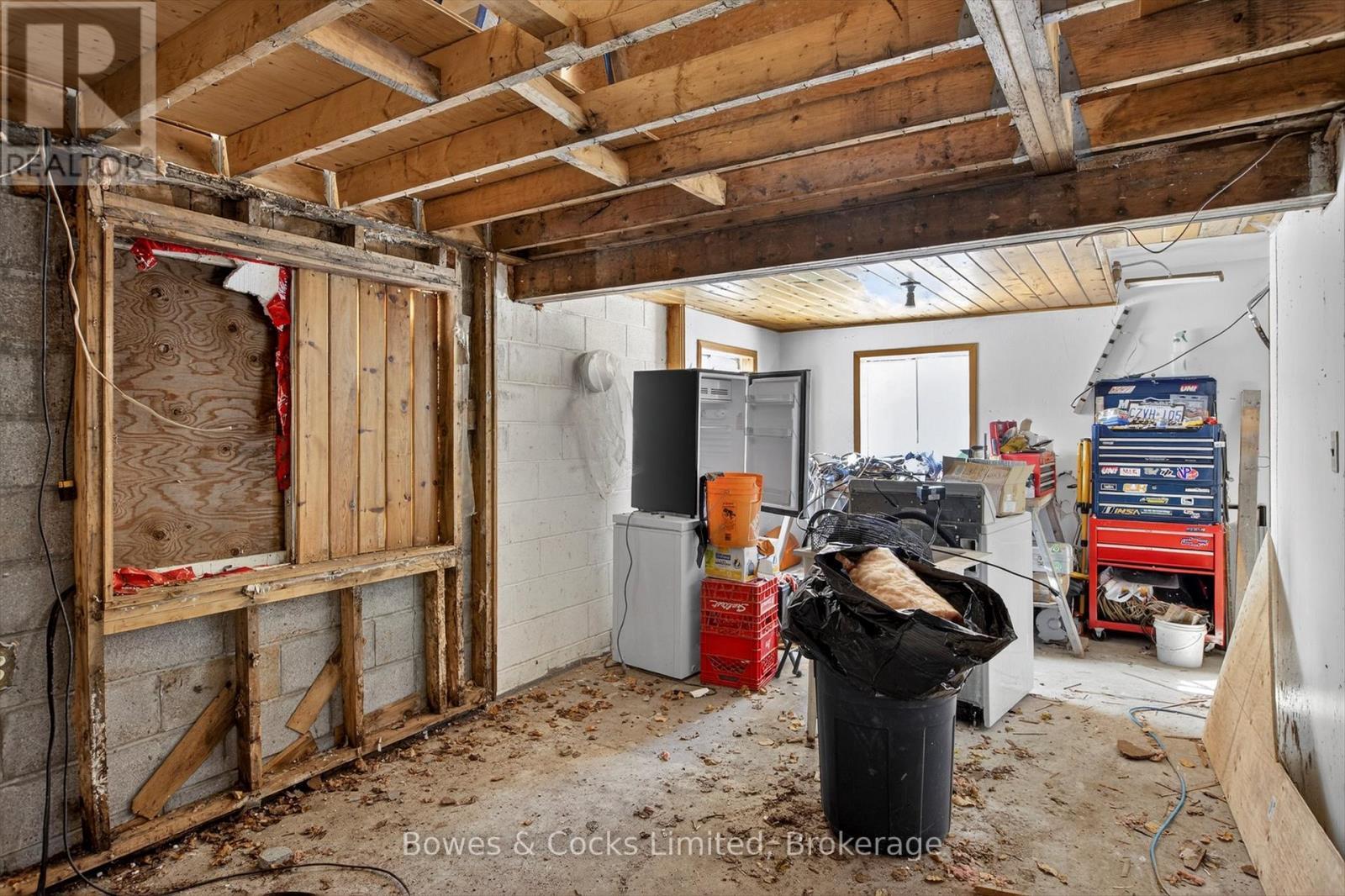 1350 Madill Road, Highlands East (Monmouth), ON - Indoor Photo Showing Basement