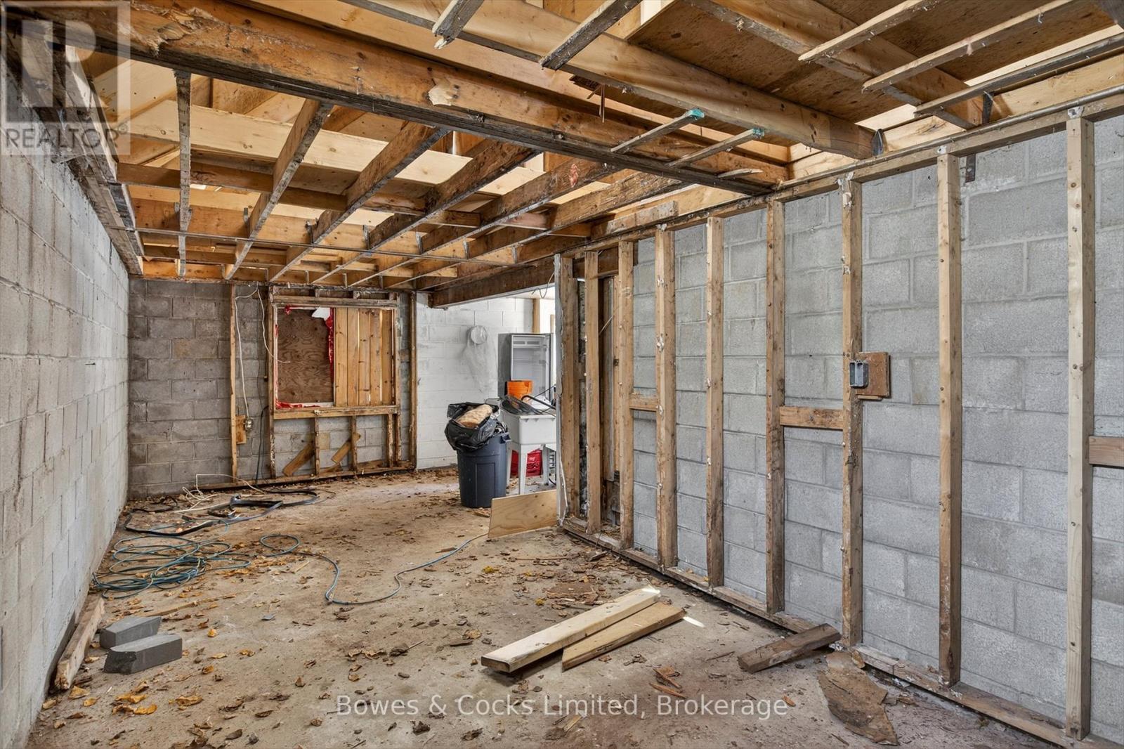 1350 Madill Road, Highlands East (Monmouth), ON - Indoor Photo Showing Basement