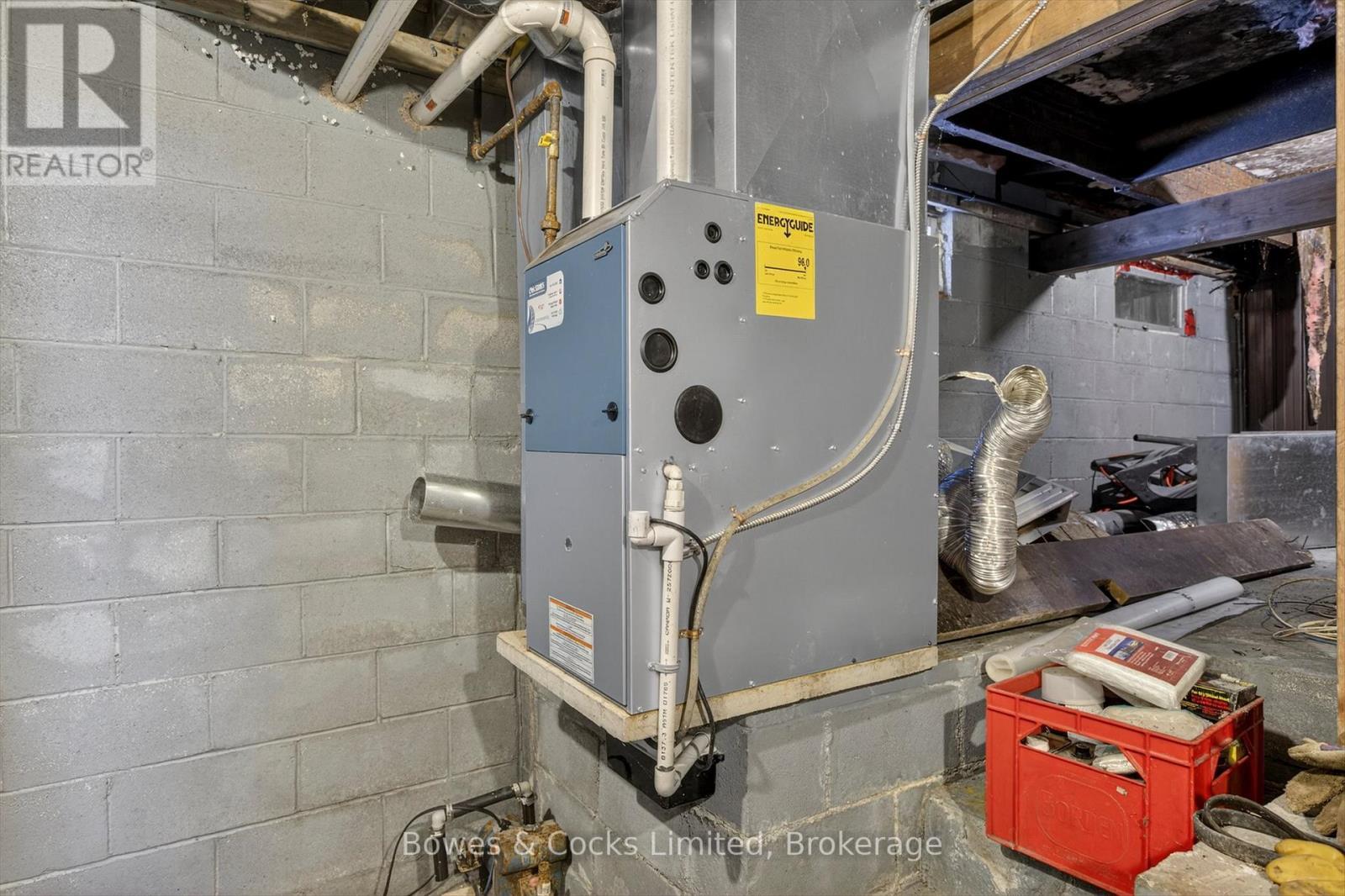 1350 Madill Road, Highlands East (Monmouth), ON - Indoor Photo Showing Basement