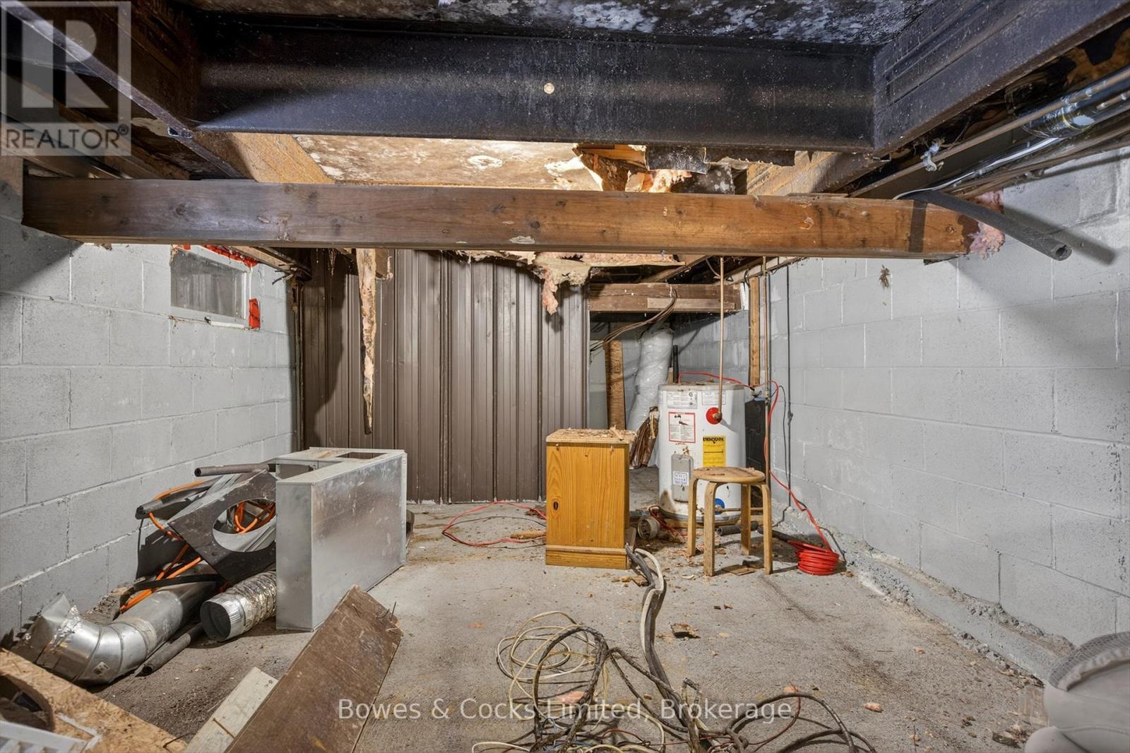 1350 Madill Road, Highlands East (Monmouth), ON - Indoor Photo Showing Basement