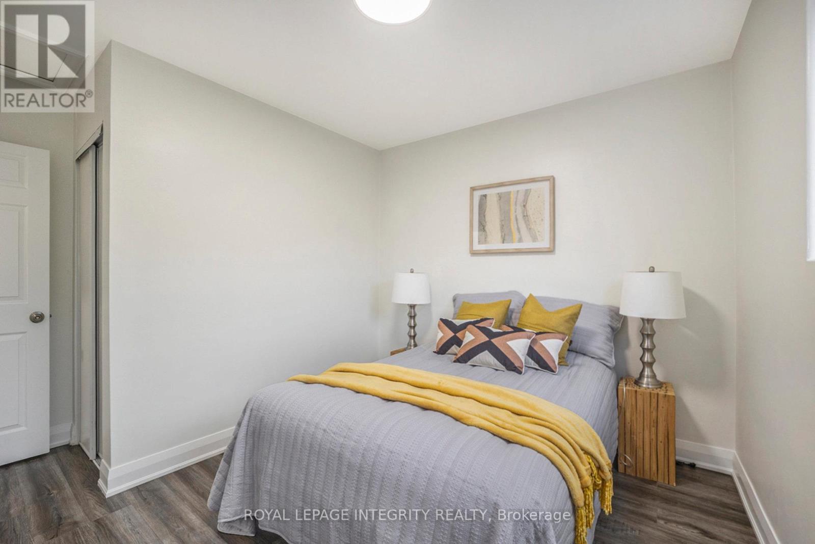 2321 Kay Street, Ottawa, ON - Indoor Photo Showing Bedroom